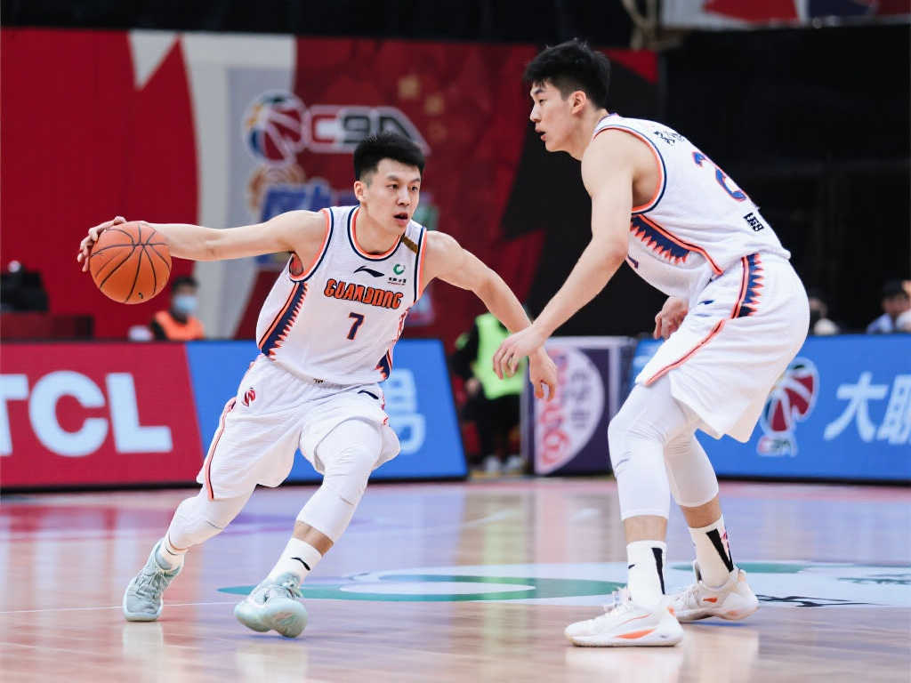 续发挥出色 续发挥出色